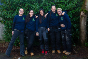 You energy your way, 5 female installers